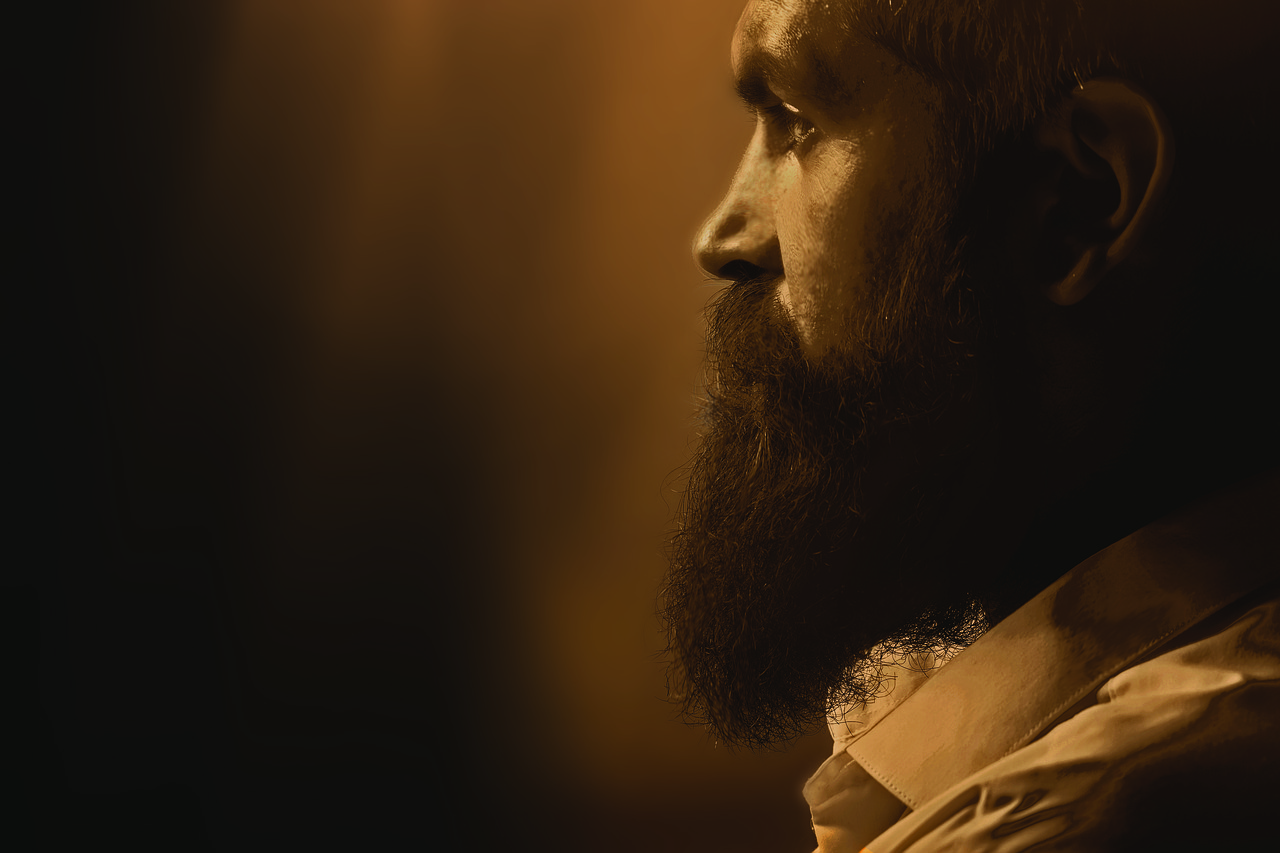man with a healthy beard